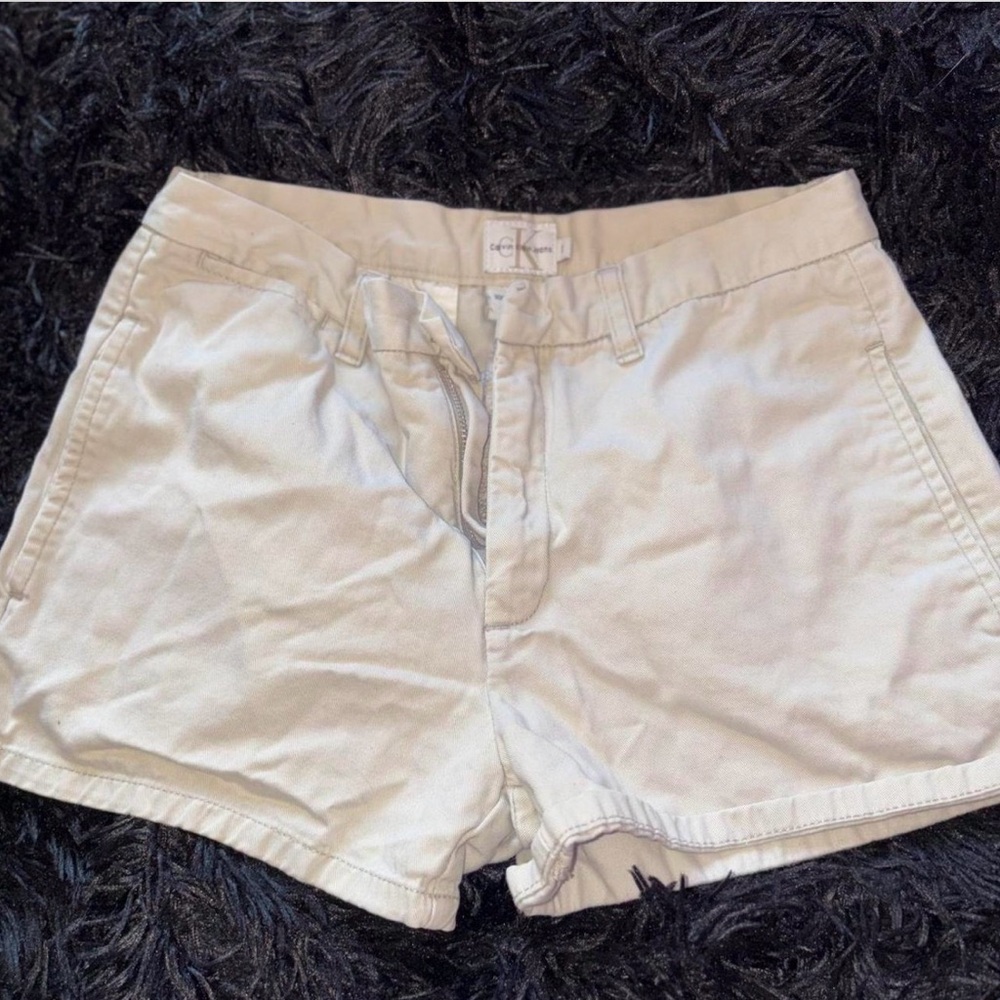 Calvin Klein Women’s Cream Casual Shorts